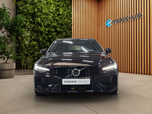 Volvo  V60 2.0 T6 Plug-in hybrid AWD Plus Dark 360 cam trekhaak leder ActivLease financial lease