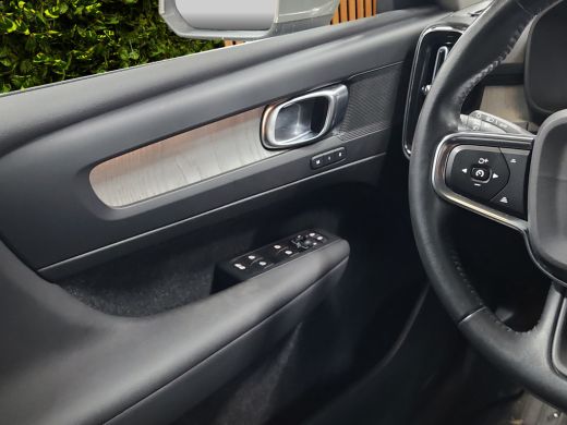 Volvo  XC40 1.5 T5 Recharge Inscription Trekhaak Leder Adap.cruise Elektr.stoelen ActivLease financial lease