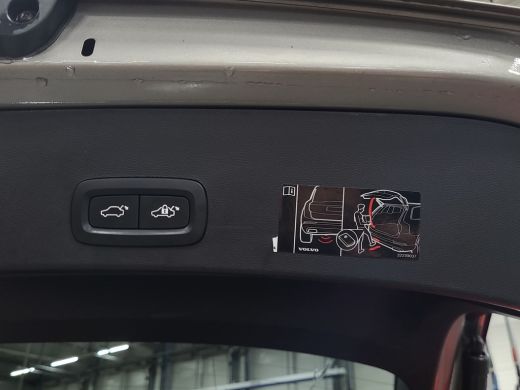 Volvo  XC40 1.5 T5 Recharge Inscription Trekhaak Leder Adap.cruise Elektr.stoelen ActivLease financial lease