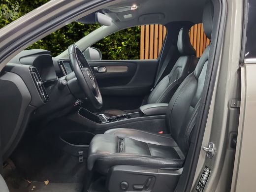Volvo  XC40 1.5 T5 Recharge Inscription Trekhaak Leder Adap.cruise Elektr.stoelen ActivLease financial lease