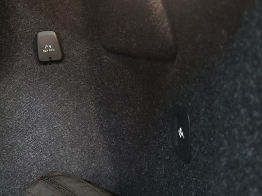 Volvo  XC40 2.0 B4 Plus Dark Harman&kardon Memory stoelen stoel/stuur verw. ActivLease financial lease