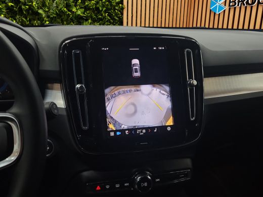 Volvo  XC40 2.0 B4 Plus Dark Harman&kardon Memory stoelen stoel/stuur verw. ActivLease financial lease