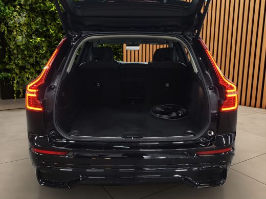Volvo  XC60 2.0 T6 Plug-in hybrid AWD Plus Dark | Harman/Kardon | Memory | Panoramadak | Pilot Assist | Stuur... ActivLease financial lease