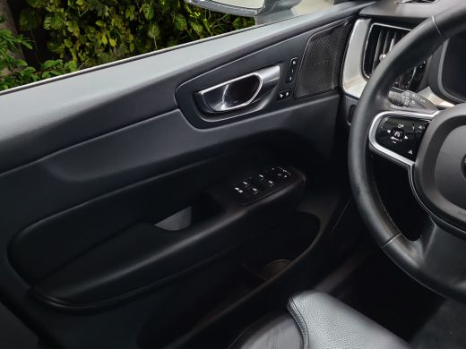 Volvo  XC60 2.0 T8 Plug-in hybrid AWD Plus Bright | Long Range! | Trekhaak | 360 Camera | Harman/Kardon | Memory ActivLease financial lease