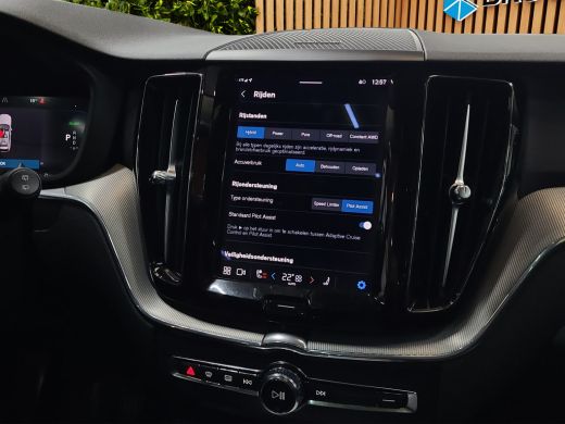 Volvo  XC60 2.0 T8 Plug-in hybrid AWD Plus Bright | Long Range! | Trekhaak | 360 Camera | Harman/Kardon | Memory ActivLease financial lease