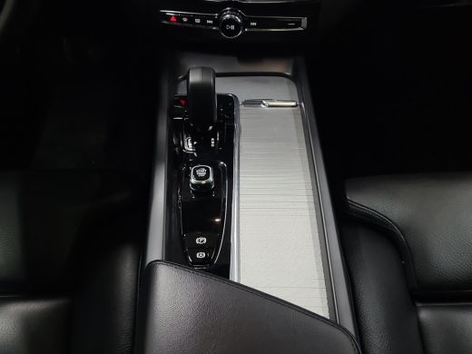 Volvo  XC60 2.0 T8 Plug-in hybrid AWD Plus Bright | Long Range! | Trekhaak | 360 Camera | Harman/Kardon | Memory ActivLease financial lease