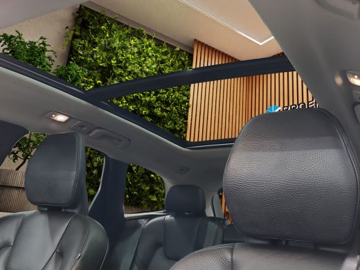 Volvo  XC60 2.0 T8 Plug-in hybrid AWD Plus Bright | Long Range! | Trekhaak | 360 Camera | Harman/Kardon | Memory ActivLease financial lease