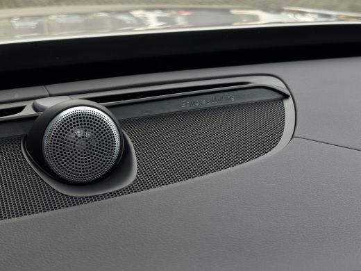 Volvo  XC90 2.0 T8 Plug-in hybrid AWD Ultra Dark | Luchtvering | Bowers&Wilkins | Massage | HUD | Trekhaak | ... ActivLease financial lease