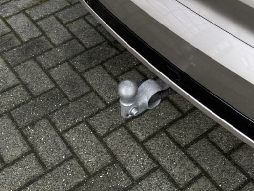 Volvo  XC90 2.0 T8 Plug-in hybrid AWD Ultra Dark | Luchtvering | Bowers&Wilkins | Massage | HUD | Trekhaak | ... ActivLease financial lease