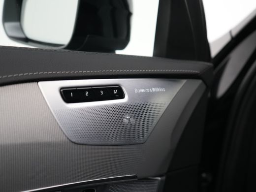 Volvo  XC90 2.0 T8 Recharge AWD Ultimate Dark | Luchtvering | Bowers & Wilkins | 360&deg; Camera | Head-Up | Trek... ActivLease financial lease