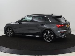 Audi A3 35 TFSI S edition | Stoelverwarming | Carplay | Navigatie | Half leder | Sportstoelen | Full LED ...