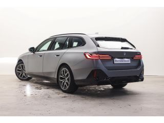 BMW 5 Serie Touring 520i High Executive M Sport Automaat / Panoramadak / Trekhaak / Comfort Access / Adaptiev...