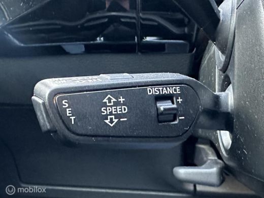 Audi e-tron e-tron 55 quattro advanced 95 kWh S-LINE PAKKET LUCHTVERING PANORAMADAK AUDI SPORTSTOELEN SFEERVE... ActivLease financial lease