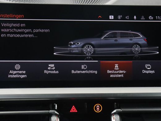 BMW 3 Serie 318i High Executive | Sport Line | Leder | Stoelverwarming | Camera | Sportstoelen | Carplay | Sf... ActivLease financial lease