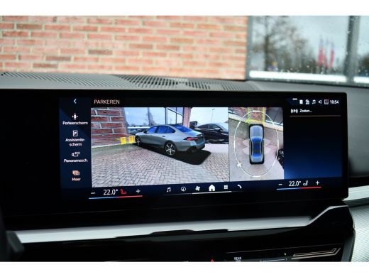 BMW 5 Serie 530e M-Sport Pano ACC 360 H/K Stoel-vent Brooklyngrau ActivLease financial lease