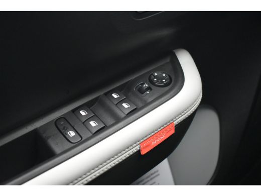 Citroën C3 Aircross 1.2 Hybrid 145pk Max DEMO-DEAL! | Navigatie | Achteruitrijcamera | Climate Control | Full-LED | D... ActivLease financial lease