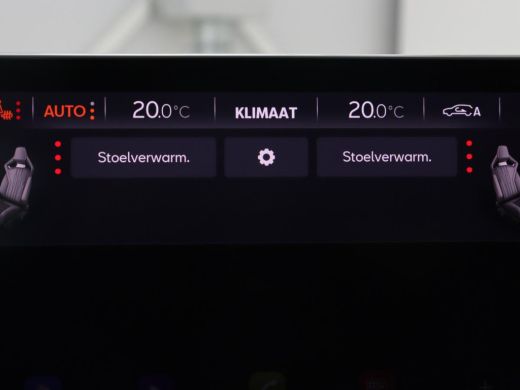 CUPRA Leon 1.4 eHybrid VZ | 245pk | Stoelverwarming | Carplay | Camera | Sfeerverlichting | Navigatie | Adap... ActivLease financial lease