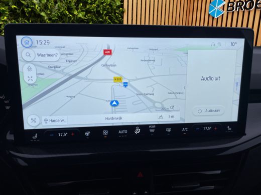 Ford Focus 1.0 EcoBoost Hybrid ST Line | Adapt. Cruise | Afn. Trekhaak | 1500kg trekgewicht! | Draadloos App... ActivLease financial lease