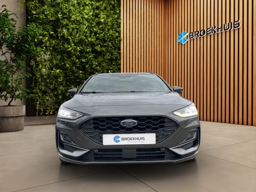 Ford Focus 1.0 EcoBoost Hybrid ST Line | Adapt. Cruise | Afn. Trekhaak | 1500kg trekgewicht! | Draadloos App... ActivLease financial lease