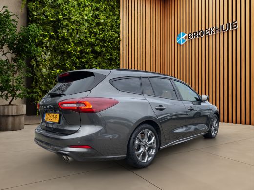 Ford Focus 1.0 EcoBoost Hybrid ST Line | Adapt. Cruise | Afn. Trekhaak | 1500kg trekgewicht! | Draadloos App... ActivLease financial lease