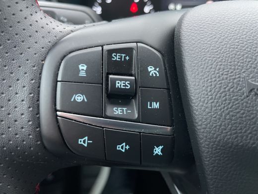 Ford Focus 1.0 EcoBoost Hybrid ST Line | Adapt. Cruise | Afn. Trekhaak | 1500kg trekgewicht! | Draadloos App... ActivLease financial lease