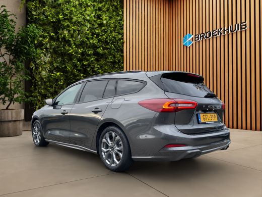 Ford Focus 1.0 EcoBoost Hybrid ST Line | Adapt. Cruise | Afn. Trekhaak | 1500kg trekgewicht! | Draadloos App... ActivLease financial lease