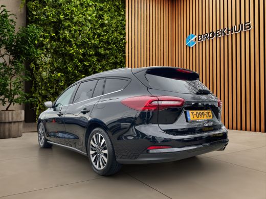 Ford Focus 1.0 EcoBoost Hybrid Titanium X | AGR-stoel | B&O | Elek. Trekhaak | Stoel-stuurverw. | LED | 17'' ActivLease financial lease