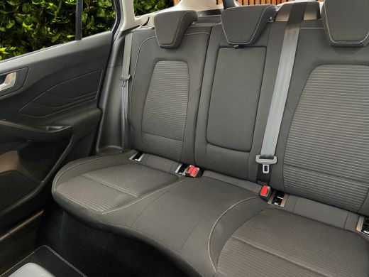 Ford Focus 1.0 EcoBoost Hybrid Titanium X | AGR-stoel | B&O | Elek. Trekhaak | Stoel-stuurverw. | LED | 17'' ActivLease financial lease