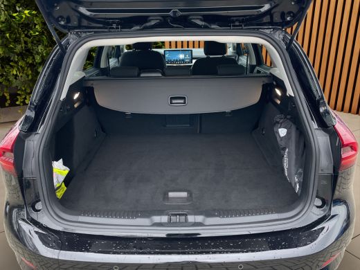 Ford Focus 1.0 EcoBoost Hybrid Titanium X | AGR-stoel | B&O | Elek. Trekhaak | Stoel-stuurverw. | LED | 17'' ActivLease financial lease