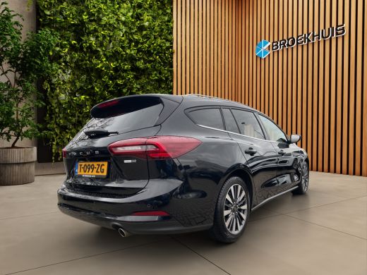 Ford Focus 1.0 EcoBoost Hybrid Titanium X | AGR-stoel | B&O | Elek. Trekhaak | Stoel-stuurverw. | LED | 17'' ActivLease financial lease