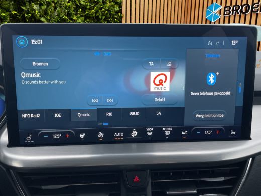 Ford Focus 1.0 EcoBoost Hybrid Titanium X | AGR-stoel | B&O | Elek. Trekhaak | Stoel-stuurverw. | LED | 17'' ActivLease financial lease