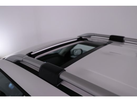 Hyundai Inster Evolve Sky Plus 49 kWh | 1e Eigenaar! | Side-Steps | Open Dak | LED | 360 Camera | Navi | Clima |... ActivLease financial lease