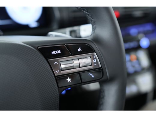 Hyundai Inster Evolve Sky Plus 49 kWh | 1e Eigenaar! | Side-Steps | Open Dak | LED | 360 Camera | Navi | Clima |... ActivLease financial lease