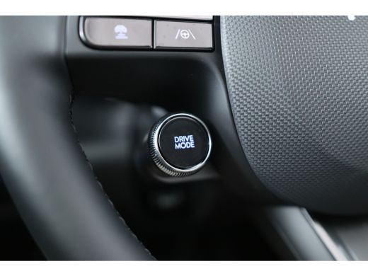 Hyundai Inster Evolve Sky Plus 49 kWh | 1e Eigenaar! | Side-Steps | Open Dak | LED | 360 Camera | Navi | Clima |... ActivLease financial lease