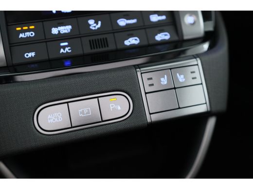 Hyundai Inster Evolve Sky Plus 49 kWh | 1e Eigenaar! | Side-Steps | Open Dak | LED | 360 Camera | Navi | Clima |... ActivLease financial lease