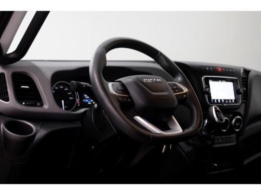 Iveco Daily 35S16 160pk HiMatic Automaat Bakwagen met laadklep en zijdeur 10-2022 ActivLease financial lease
