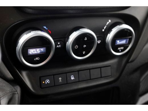 Iveco Daily 35S16 160pk HiMatic Automaat Bakwagen met laadklep en zijdeur 10-2022 ActivLease financial lease