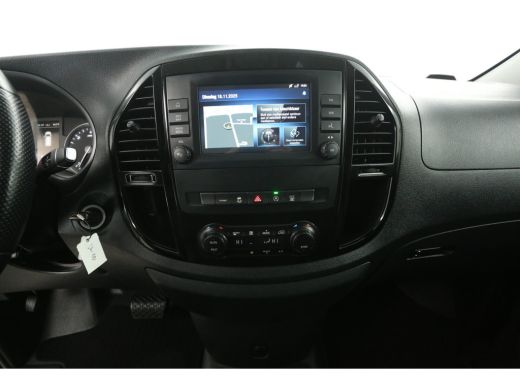 Mercedes-Benz Vito 114 CDI Lang | Aut. | Adap. Cruise | Camera | Clima | 3-Zits | Trekh. | Carplay | Parkeersens. | ... ActivLease financial lease