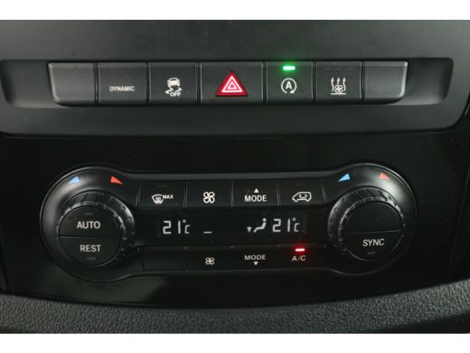 Mercedes-Benz Vito 114 CDI Lang | Aut. | Adap. Cruise | Camera | Clima | 3-Zits | Trekh. | Carplay | Parkeersens. | ... ActivLease financial lease