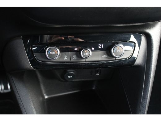 Opel Corsa-e GS 50 kWh | Fase 3 laden | Navi by app | Camera | All season | 9.000km | BTW | Lichtmetaal | ActivLease financial lease