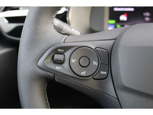 Opel Corsa-e GS 50 kWh | Fase 3 laden | Navi by app | Camera | All season | 9.000km | BTW | Lichtmetaal | ActivLease financial lease