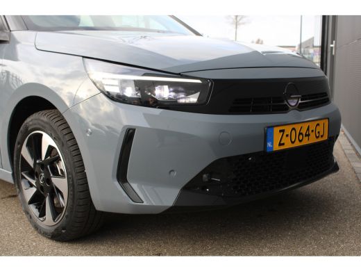 Opel Corsa-e GS 50 kWh | Fase 3 laden | Navi by app | Camera | All season | 9.000km | BTW | Lichtmetaal | ActivLease financial lease