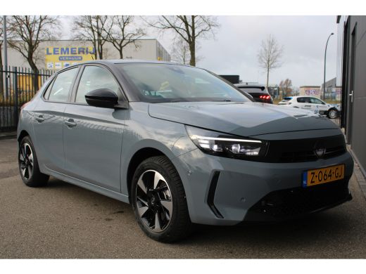 Opel Corsa-e GS 50 kWh | Fase 3 laden | Navi by app | Camera | All season | 9.000km | BTW | Lichtmetaal | ActivLease financial lease