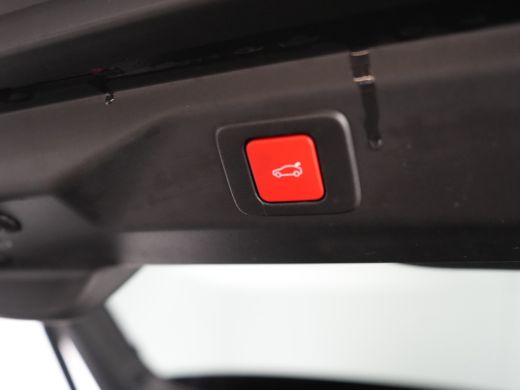 Peugeot 3008 1.2 Hybrid 136 GT | Achteruitrijcamera | Apple Carplay/Android Auto|telefoonintegratie premium | ... ActivLease financial lease