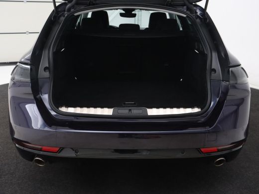 Peugeot 508 1.6 HYbrid 225 Allure | Stoelverwarming | Trekhaak | Adaptive cruise | Camera | Carplay | Half le... ActivLease financial lease