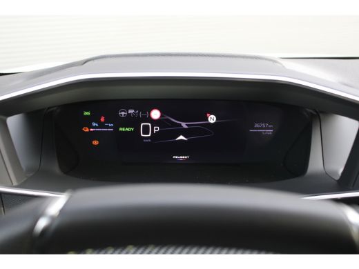 Peugeot e-208 EV GT 50 kWh | Fase 3 laden | Nieuw model | BTW | Navigatie | Camera voor + achter | ActivLease financial lease