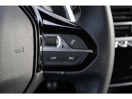 Peugeot e-208 EV GT 50 kWh | Fase 3 laden | Nieuw model | BTW | Navigatie | Camera voor + achter | ActivLease financial lease