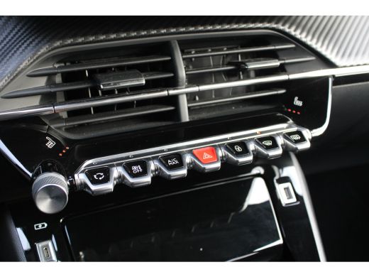 Peugeot e-208 EV Style 50 kWh | Fase 3 laden | Navigatie | Stoelverwarming | Nieuw model | BTW | 23.000km | ActivLease financial lease