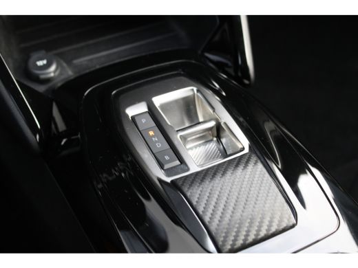 Peugeot e-208 EV Style 50 kWh | Fase 3 laden | Navigatie | Stoelverwarming | Nieuw model | BTW | 23.000km | ActivLease financial lease