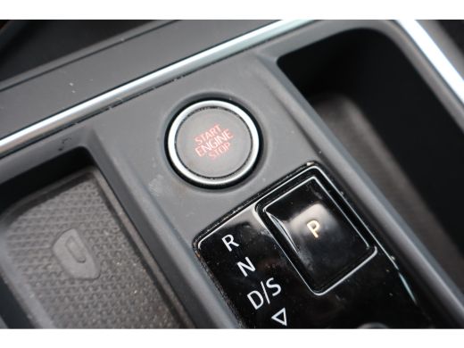 Seat Leon Sportstourer 1.5 eTSI Style Launch Edition 149PK | Achteruitrijcamera | Cruise control adaptief |... ActivLease financial lease